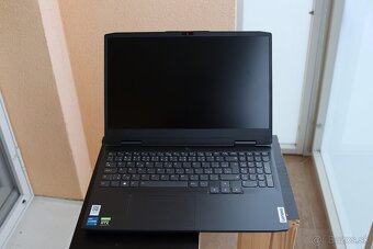 Lenovo IdeaPad Gaming 3 15IAH7 - 6