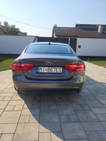 Jaguar XE Presrige - 6