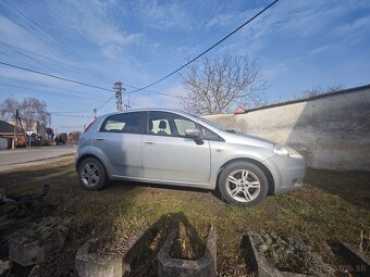 Fiat Grande Punto - 6