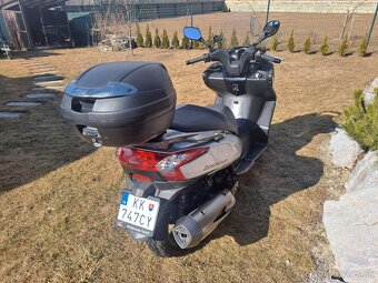 Kymco downtown 300i - 6