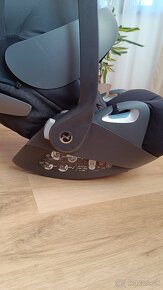 Cybex Cloud Z i-Size Platinum + základňa - 6