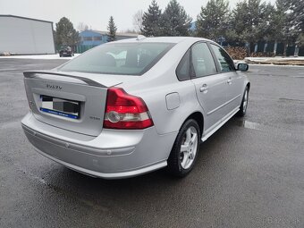 Volvo S40 2.0D - 6