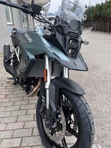 Suzuki V-STROM 800 - 6