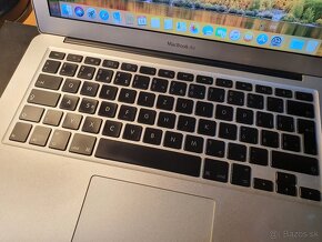 Apple MacBook Air Late 2010 - 6