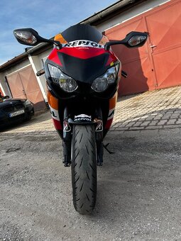 Honda CBR 1000rr - 6