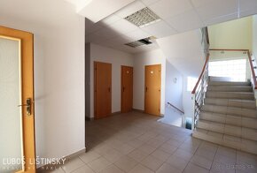 Kancelária 30m2 s umývadlom, parkovaním, Poprad - Okružná ul - 6