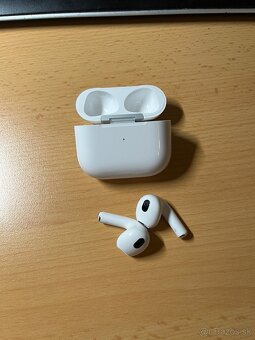 Apple AirPods 3 - 6