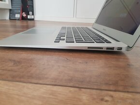 Apple MacBook Air 13,3" Early 2015 - 6