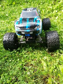 Predám RC auto TRAXXAS STAMPEDE - 6