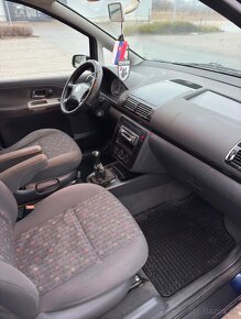 Volkswagen Sharan 2.0 - 6