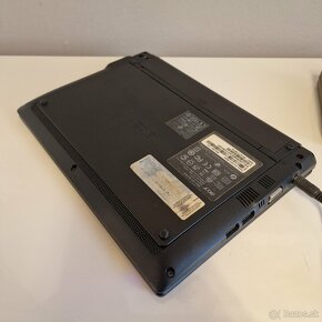 Netbook Acer Aspire One D255-2DQkk - 6