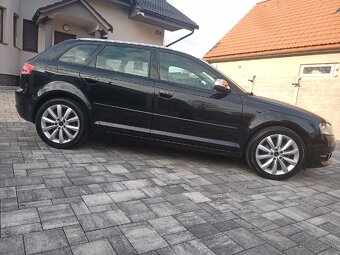 Audi A3 SportBack - 6