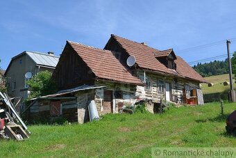 Pekný pozemok s výhľadom a drevenicou - Vápeník - 6