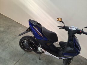 Yamaha aerox 50 - 6