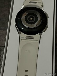 Samsung Galaxy Watch 6 - 6