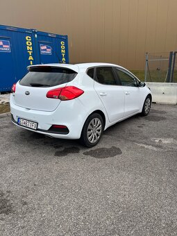 Kia Ceed 2013 panorama full - 6