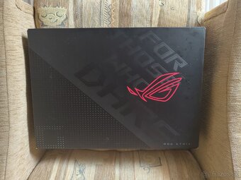 Asus ROG Strix G15 - MUX SWITCH - 6