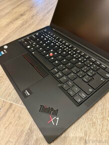 Lenovo ThinkPad X1 10th gen - 6