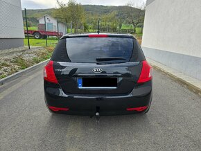 Kia Ceed 1.4benzin 2010 98xxxkm nova stk,slovenské auto - 6