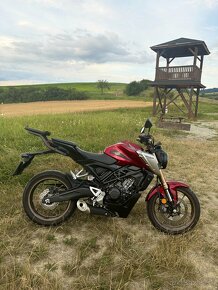 Honda CB125R - 6