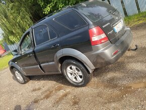 Kia Sorento 2,5ctdi - 6