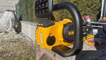 DeWalt FlexVolt píla DCM575N - 6