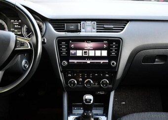 Škoda Octavia 1.6TDi STYLE ACC CARPLAY LED 85 kw - 6