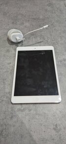 Apple Ipad 9,7palca 32gb + slot na sim kartu - 6