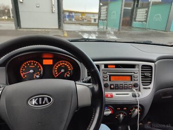 Kia Rio 1.4 benzín - 6