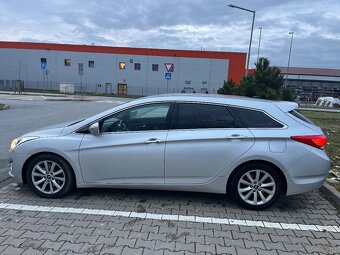 Hyundai i40 CW 1.7 CRDi 100kw A/T - 6