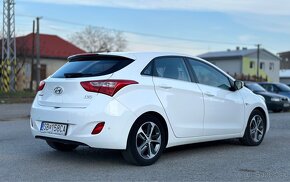 Hyundai i30 1.6 CRDI - 6