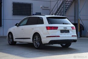 Audi Q7 3.0TDI Quattro Tiptronic S-line - 6