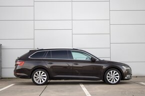 Škoda Superb Combi 2.0 TDI 190k 4x4 Style DSG - 6