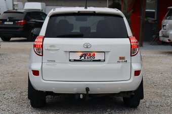 Toyota RAV4 - 6