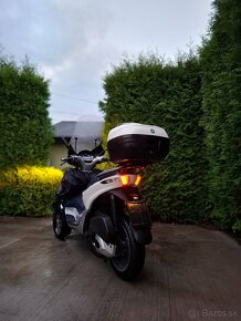 Piaggio mp3 300ie yourban - 6