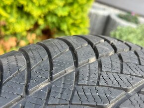 225/60 R17 - 6