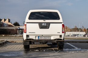 Nissan Navara DoubleCab 2.5 dCi XE Long - 6