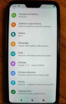 Xiaomi Mi A2 Lite s puzdrom, nabijackou a sluchatkami - 6