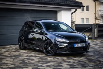 Golf R 2.0 TSI 4Motion 265kW, originál úprava APR, HF karbon - 6