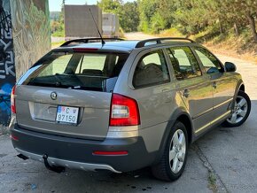 ŠKODA OCTAVIA SCOUT 2.0TDI ELEGANCE BI-XENON ŤAŽNÉ TOP STAV - 6