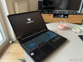 Acer Predator Helios 300 2022 - 6