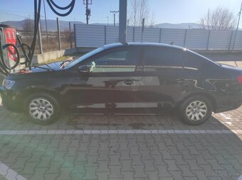 Volkswagen Jetta 1,6 TDI - 6