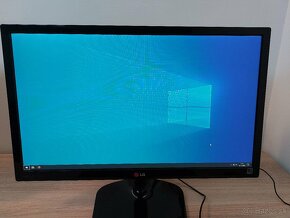 Kopletny herny PC set - monitor klavesnica mys - 6