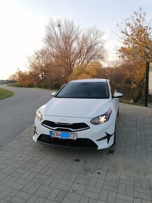 Na predaj KIA CEED 1,5 T-GDI A7 DCT GOLD 117,5 kW/160k - 6