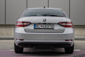 Škoda Superb 2.0 TDI 190k 4x4 Style DSG - 6