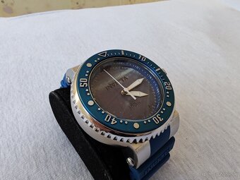 Invicta Grand Diver 300m - 6