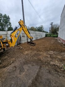 Výkopové, zemné a búracie práce. JCB 4CX - 6