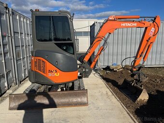 Hitachi ZX 30U-2 - 6