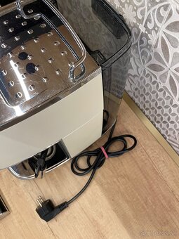 Delonghi kávovar - 6