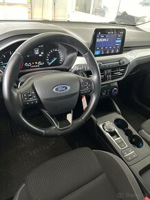 Ford Focus Kombi 1.5 TDCI A/T - 6